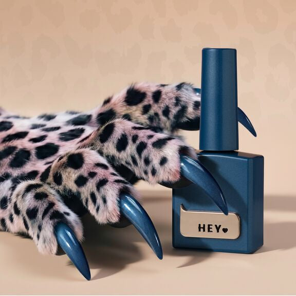 SIAM CAT'S EYE GEL POLISH, 15ml HEYLOVE